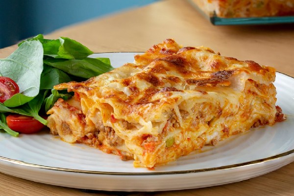 Lazanya Nasıl Yapılır? Evde Lazanya Tarifi